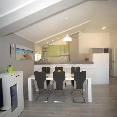 Apartment Apartman Vesna